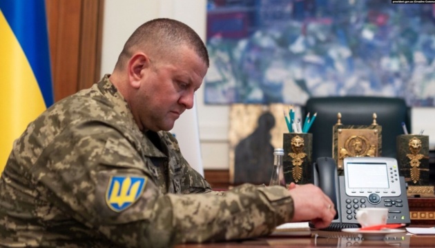 Lage an der Front und ukrainische Pläne: Saluschnyj sprich telefonisch mit Milley