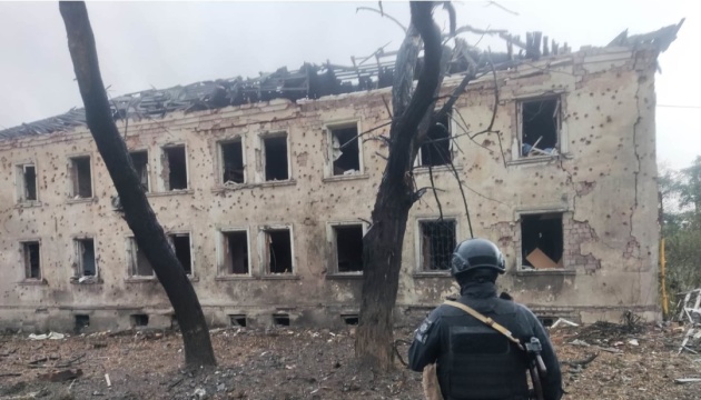 Russland greift Stadt Kostjantyniwka mit Iskander- Marschflugkörper an, vier Menschen verletzt, darunter ein Kind