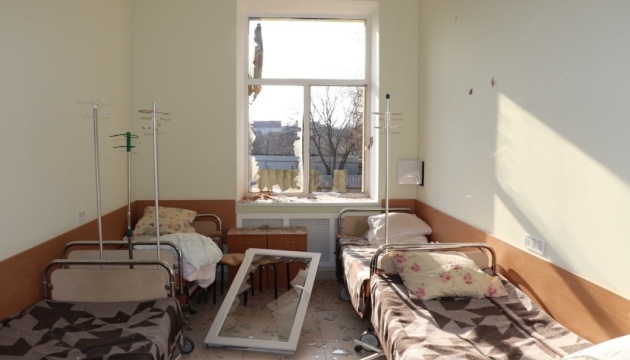 Les troupes russes pilonnent la région de Donetsk : trois civils tués et huit blessés