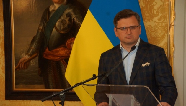 Dmytro Kouleba : «Pacifier Poutine en vendant l’Ukraine est un pacte avec le diable»