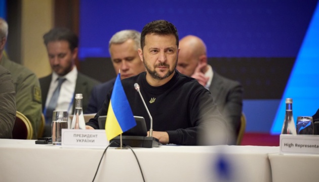 Volodymyr Zelensky promet aux ministres européens que l’Ukraine mettrait en œuvre toutes les sept recommandations de la Commission européenne