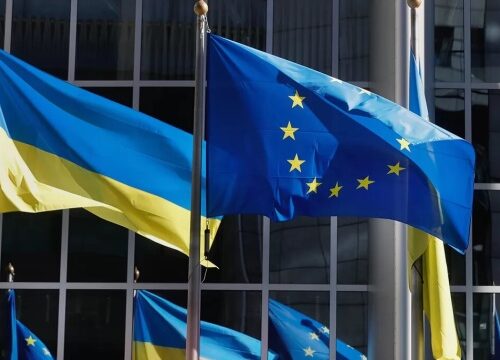 Les dirigeants de l’UE réaffirment que l’avenir de l’Ukraine et d’autres pays qui aspirent à en devenir membres et de leurs citoyens réside dans l’Union européenne