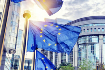 Komisja Europejska przekazała Ukrainie czwartą transzę pomocy – 1,5 mld euro