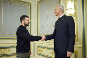 Zełenski spotkał się z premierem Łotwy – rozmawiali o uzbrojeniu dla ukraińskiej ofensywy