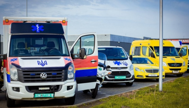 Rosyjski fejk – Ukraińcy sprzedają części zamienne od ambulansów od holenderskich wolontariuszy