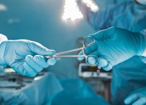 Fejk: Ukraina poszukuje specjalistów dla nielegalnego przeszczepiania narządów