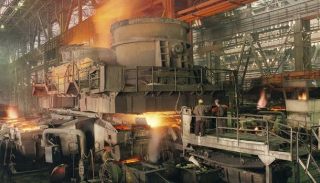 За Азовсталь тривають бої, металургійний гігант фактично знищується — Денисенко