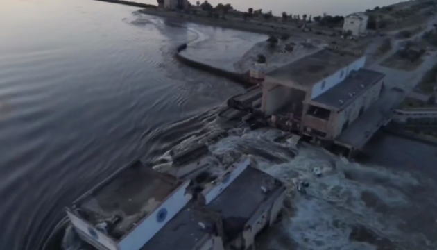 Almost entire Kakhovka HPP is already under water