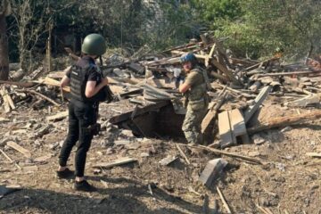 Russians drop guided bomb on village in Kharkiv region, killing man