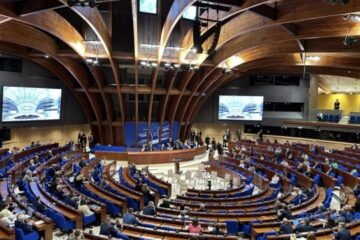 PACE adopts first resolution concerning Ukrainian civilian and military POWs