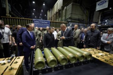 Zelensky begins visit to US with visit to army munitions plant