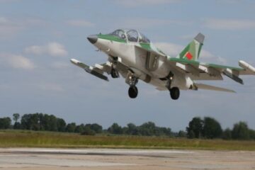 Belarusian Yak-130 fighter jet likely breached Ukrainian airspace