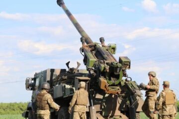 France to give Ukraine 12 Caesar self-propelled guns acquired with money from frozen Russian assets