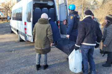 More than 600 civilians evacuated from Kherson region since September