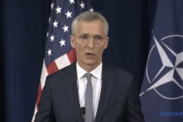 Stoltenberg regrets Ukraine did not receive more weapons much earlier