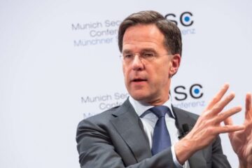 Rutte, Sikorski discuss bolstering Ukraine’s air defenses