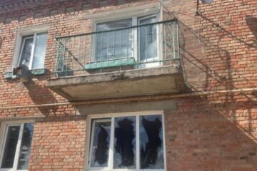 Man killed, woman wounded in Kherson suburb due to Russian shelling