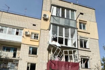 Russian forces shell residential areas in Kherson region