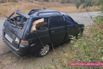 Russian troops hit car with drone in Kozachia Lopan – woman wounded