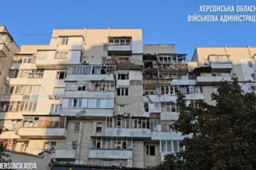 Aftermath of nighttime shelling of Kherson revealed