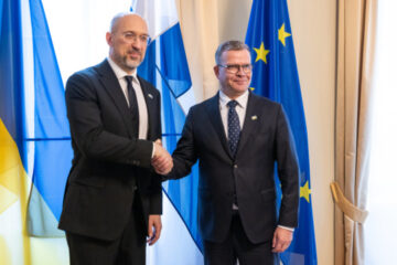 Shmyhal discusses construction of shelters in Ukraine with PM of Finland