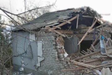 Russian shell completely destroyed residential building in Kherson region