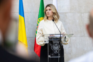 In Lisbon, Ukraine’s First Lady opens memorial plaque to Holodomor victims