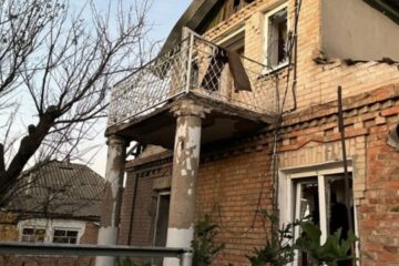 Russians attack Dnipropetrovsk region throughout day causing destruction