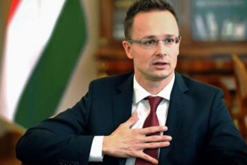 Hungary pushing Ukraine to talks as Szijjarto speaks against further defense aid to Ukraine