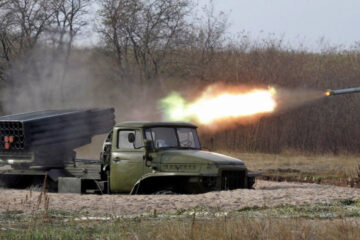 Ukrainian national guards destroy Russian Grad in Luhansk region