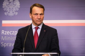 Sikorski on U.S. approval for Ukraine to strike Russia with ATACMS: This is an answer Putin understands