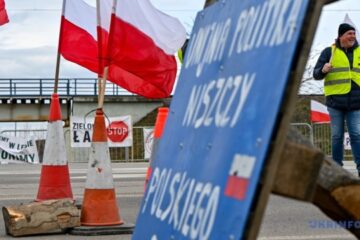 Blockade of Medyka-Shehyni border checkpoint: Polish agriculture minister meets with protesters