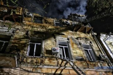 Nearly 400 apartments damaged after Russian strike on Odesa