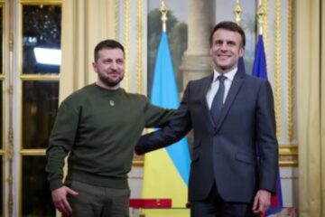 Zelensky, Macron discuss bolstering Ukraine’s air defenses