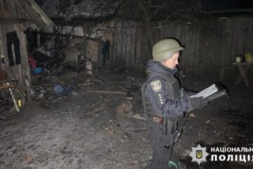 Russian army attacks Chernihiv region’s border area, injuring police officer and teenager