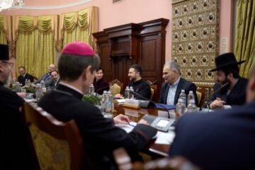 Zelensky meets with representatives of churches on eve of Christmas, Hanukkah