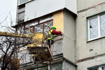 Over 70 buildings damaged after massive Russian attack on Kharkiv