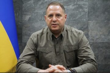 Yermak confirms negotiations on sending French, British peacekeepers to Ukraine