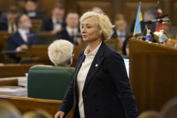 Latvian parliament speaker arrives in Ukraine