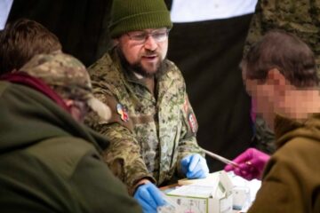 Canadian military shows how they teach tactics to Ukrainian soldiers