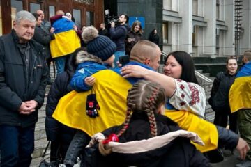 Odesa welcomes Ukrainian sailors released from 14-month Houthi captivity