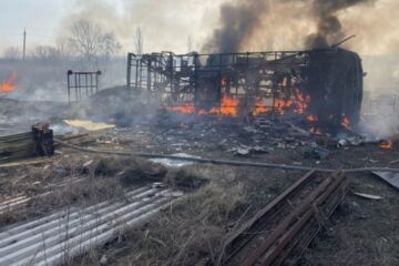 Russians strikes Sloviansk in Donetsk region: enterprise, houses damaged