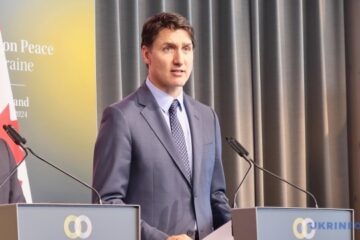 Shells, IFVs, F-16 simulators: Trudeau announces new aid package for Ukraine