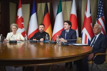 Zelensky at G7 meeting: Ukraine, U.S., Europe must work together to achieve peace