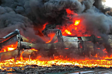 Ukrainian forces destroy Russian ammunition depot, strike Ilsky oil refinery