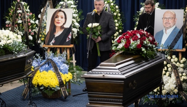 Farewell ceremony held in Kyiv for Ukrinform journalist Tetiana Kulyk and her husband, surgeon Pavlo Ivanchov