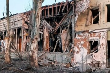 Shelling in Zaporizhzhia damages private house and administrative building