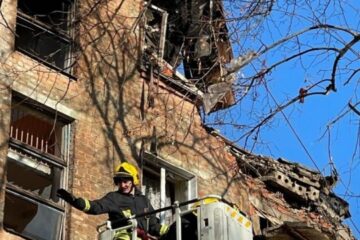 Rescuers deliver update on destruction in Chernihiv after Russian drone attack