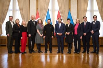 Zelensky discusses Ukraine support with Norwegian MPs