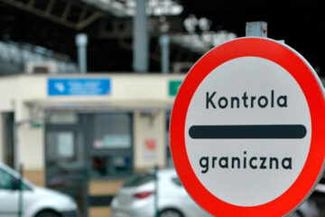Polish court bans protest at Ukraine border crossing